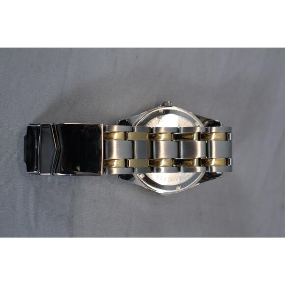 Danbury Mint NFL Watch Mens Gold Silver Stainless Steel Water Resistant 100M Box - Picture 8 of 11